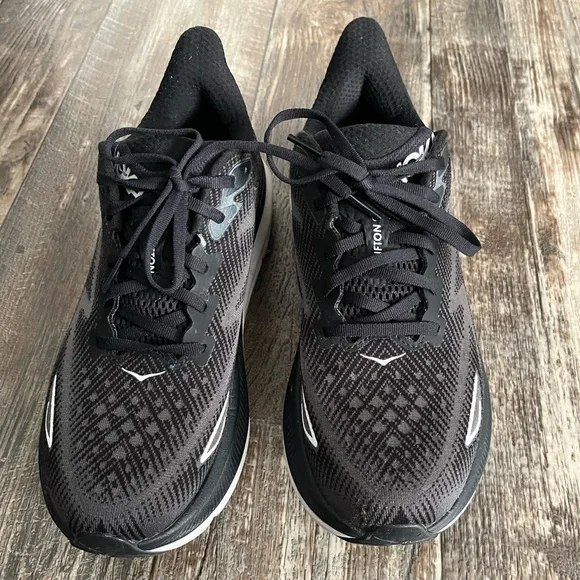 Hoka Clifton 9 Sz 10.5 - Picture 2 of 5